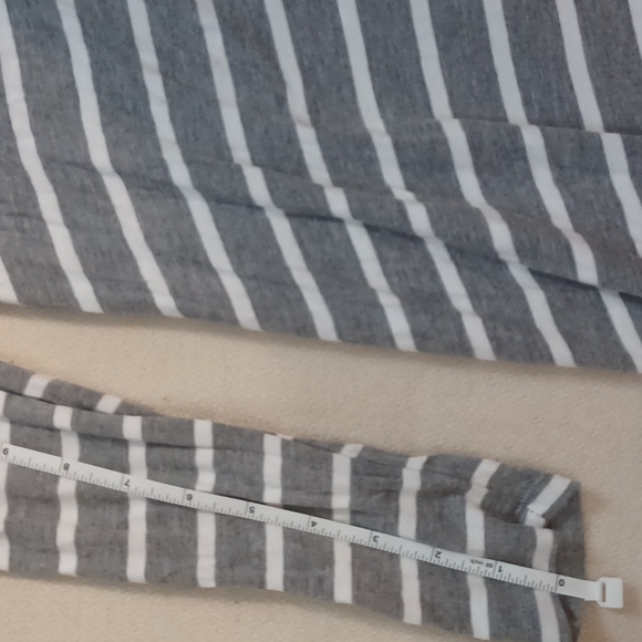 Gray and white Striped Swing Dress w/ long sleeves Old Navy Women's size S tall - Picture 17 of 17